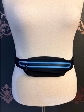 Reflective Running Waist Belt - Black with Blue Strip